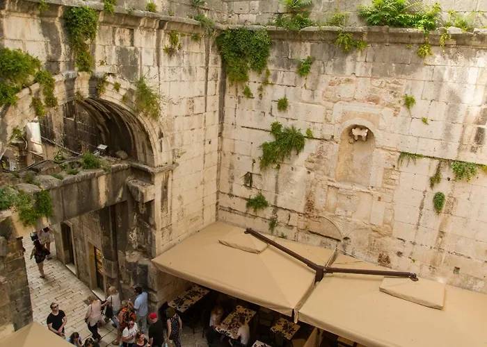 Luxury 7heaven Palace ספליט